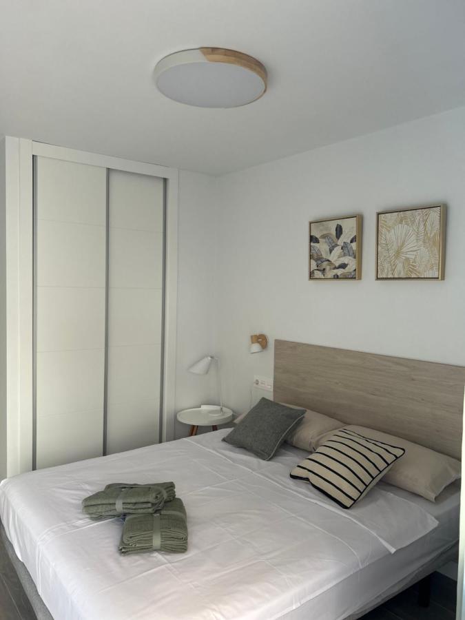 Apartamentos Breton 17 Suite Con Terraza Аликанте Экстерьер фото
